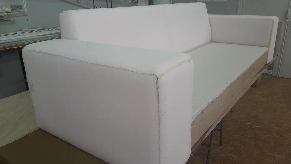 Étape 3 de la fabrication du canapé