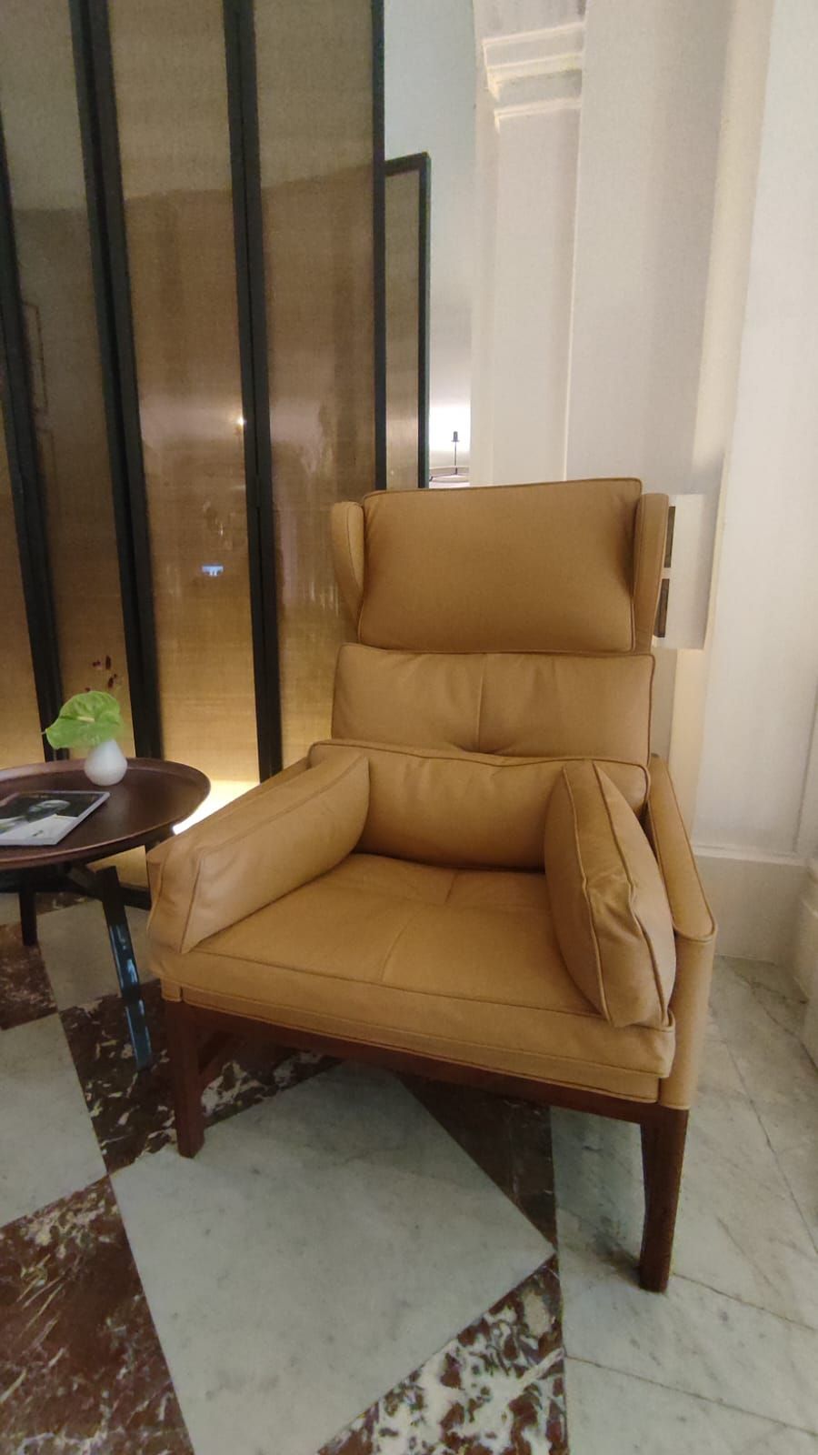 Fauteuil ancien restauré sur mesure