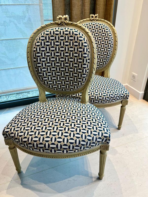 Fauteuils restaurés et retapissés